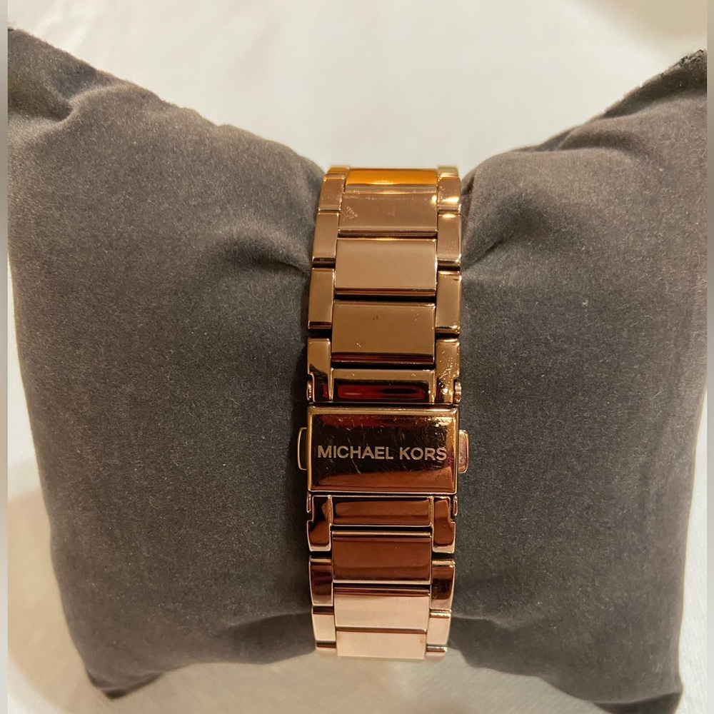 EUC Michael Kors Parker Chronograph Women’s Watch - Picture 2 of 7